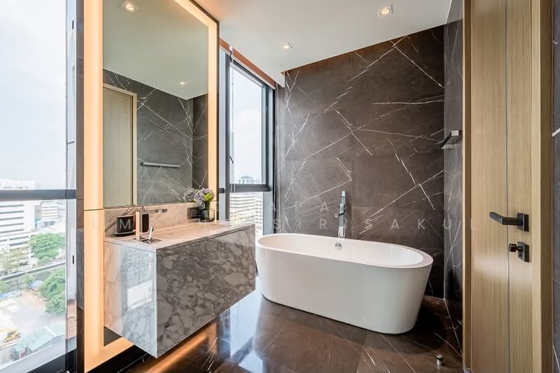 The Monument Thonglor, Bangkok, 998 Thonglor Road, Khlong Tan Nua, Watthana, Bangkok, 2 Bedrooms, 125 sqm, Condo For Sale, by Orapa Sumetheesirisakul, 500151853 - DDproperty.com