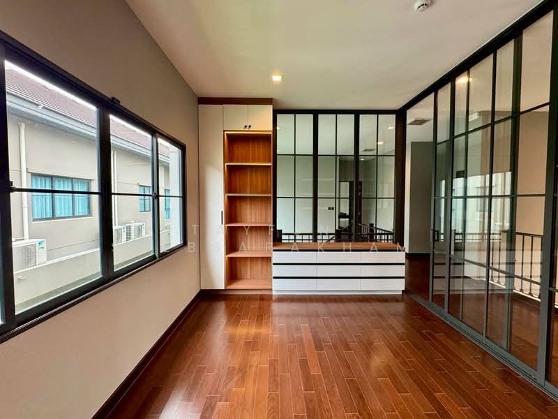 Granada Pinklao-Phetkasem, Bangkok, Kanjanapisek Bang Khae, Bang Kae Nua, Bang Khae, Bangkok, 6 Bedrooms, 935 sqm, Single Detached House For Sale, by Tayfun Suebsarakham , 500151904 - DDproperty.com