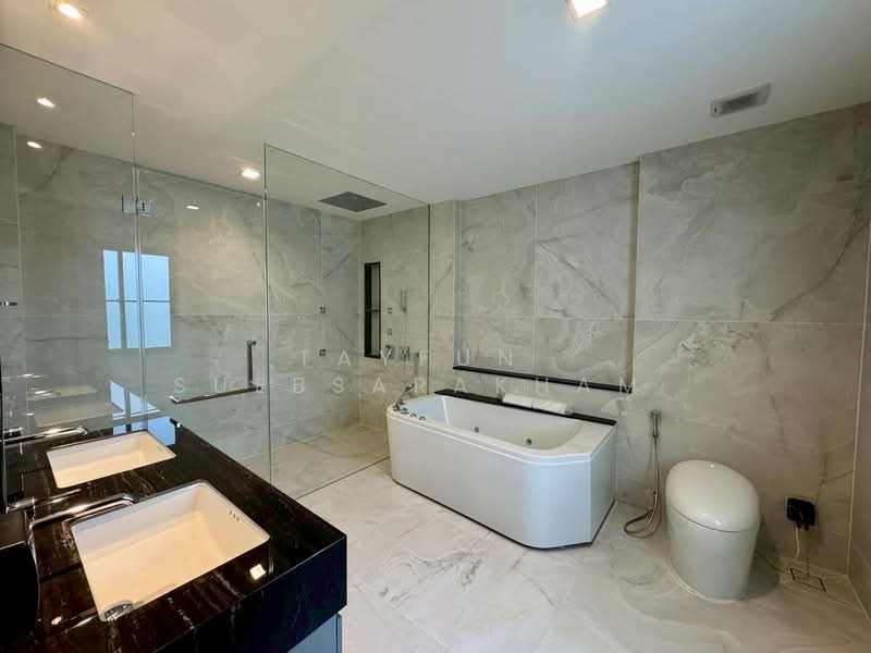 Granada Pinklao-Phetkasem, Bangkok, Kanjanapisek Bang Khae, Bang Kae Nua, Bang Khae, Bangkok, 6 Bedrooms, 935 sqm, Single Detached House For Sale, by Tayfun Suebsarakham , 500151904 - DDproperty.com