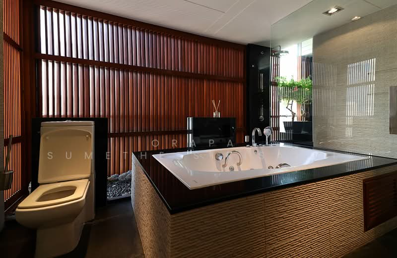 The Master Centrium Asoke-Sukhumvit, Bangkok, Sukhumvit 21, Khlongtoei Nua, Watthana, Bangkok, 4 Bedrooms, 450 sqm, Condo For Sale, by Orapa Sumetheesirisakul, 500151941 - DDproperty.com