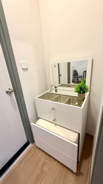 Chewathai Pinklao, Bangkok, Arun Amarin Road, Bang Yi Khan, Bang Phlat, Bangkok, 1 Bedroom, 30 sqm, Condo For Rent, by Connex Property, 500151965 - DDproperty.com