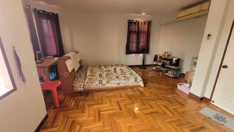 โครงการบ้านธาราริน :Thararin Village, Chon Buri (Pattaya), Surasak, Si Racha, Chon Buri (Pattaya), 4 Bedrooms, 224 sqm, Single Detached House For Sale, by A House Property Co.,Ltd., 500151968 - DDproperty.com