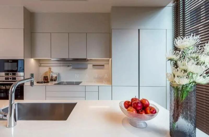 Baan Sindhorn, Bangkok, 89 Soi Langsuan, Langsuan Road, Lumphini, Pathum Wan, Bangkok, 2 Bedrooms, 168 sqm, Condo For Rent, by Natasa Techathonthanakhun, 500152050 - DDproperty.com