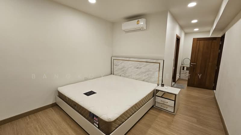 Royal Castle Pattanakarn : รอยัล คาสเทิล พัฒนาการ, กรุงเทพ, 701 หมู่บ้านปัญญา, สวนหลวง, สวนหลวง, กรุงเทพ, 160 ตร.ม., คอนโด ให้เช่า, โดย BANGKOK PROPERTY AGENTS, 500152068 - DDproperty.com