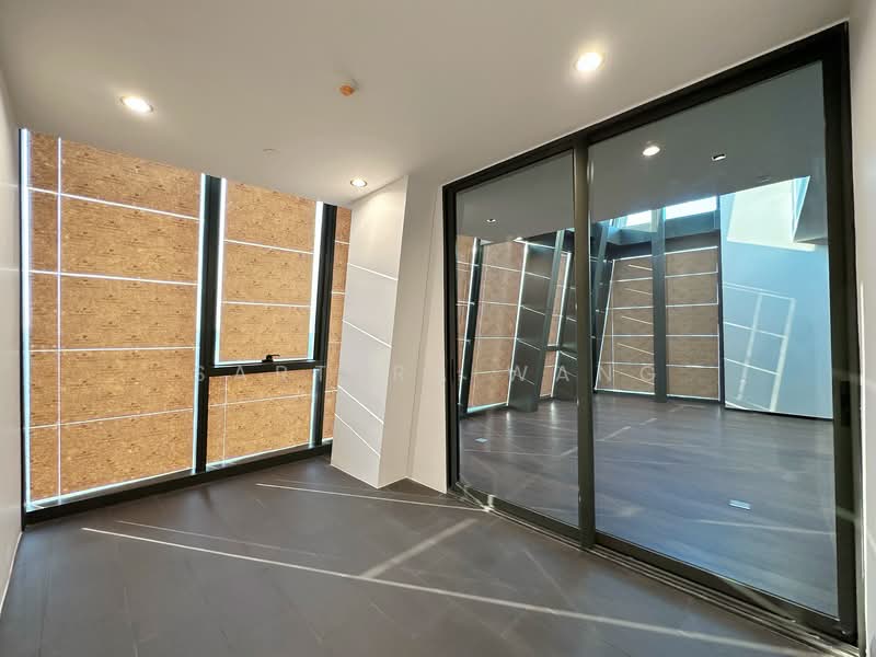 AESTIQ Thonglor, Bangkok, 916 Soi Sukhumvit 55, Khlong Tan Nua, Watthana, Bangkok, 3 Bedrooms, 274 sqm, Condo For Sale, by Kevin, 500152071 - multi-purpose area next to living area - DDproperty.com