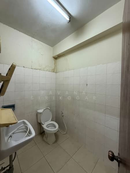 ทาวน์เฮ้าส์ 4-ห้องนอน, กรุงเทพ, คลองเตย, คลองเตย, กรุงเทพ, 230 ตร.ม., ทาวน์เฮ้าส์ ให้เช่า, โดย Pavana Sirikogar, 500152089 - DDproperty.com