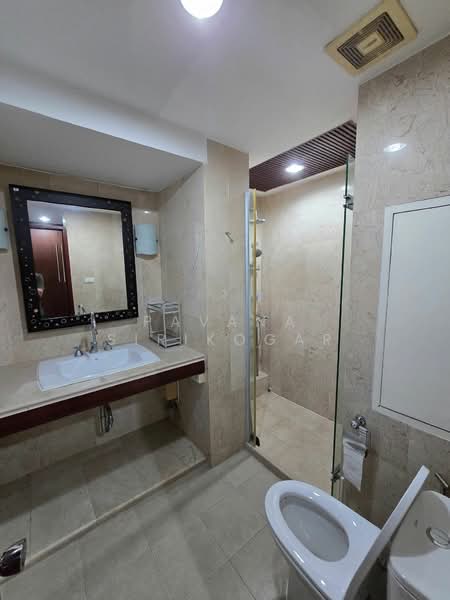 Tai Ping Towers, Bangkok, 582 Soi Sukhumvit 63, Khlong Tan Nua, Watthana, Bangkok, 2 Bedrooms, 130 sqm, Condo For Rent, by Pavana Sirikogar, 500152109 - DDproperty.com