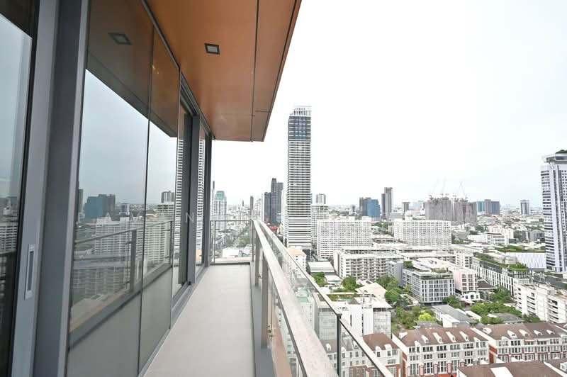 Khun By Yoo, Bangkok, 338 Thonglor Road, Khlong Tan Nua, Watthana, Bangkok, 3 Bedrooms, 140 sqm, Condo For Rent, by Pavana Sirikogar, 500152130 - DDproperty.com