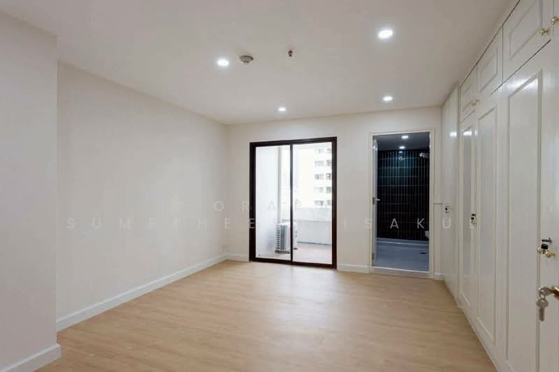 Prestige Towers, Bangkok, 168 Soi Sukhumvit 23, Khlongtoei Nua, Watthana, Bangkok, 3 Bedrooms, 175 sqm, Condo For Sale, by Orapa Sumetheesirisakul, 500152139 - DDproperty.com