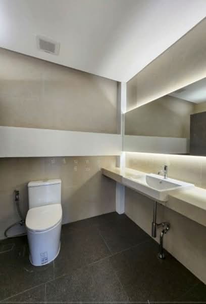 Home Office Ratchada-Ladprao, Bangkok, Chan Kasem, Chatuchak, Bangkok, 3 Bedrooms, 300 sqm, Townhouse For Rent, by ปรินทร์ญาดา ชิณโชติ, 500152147 - DDproperty.com