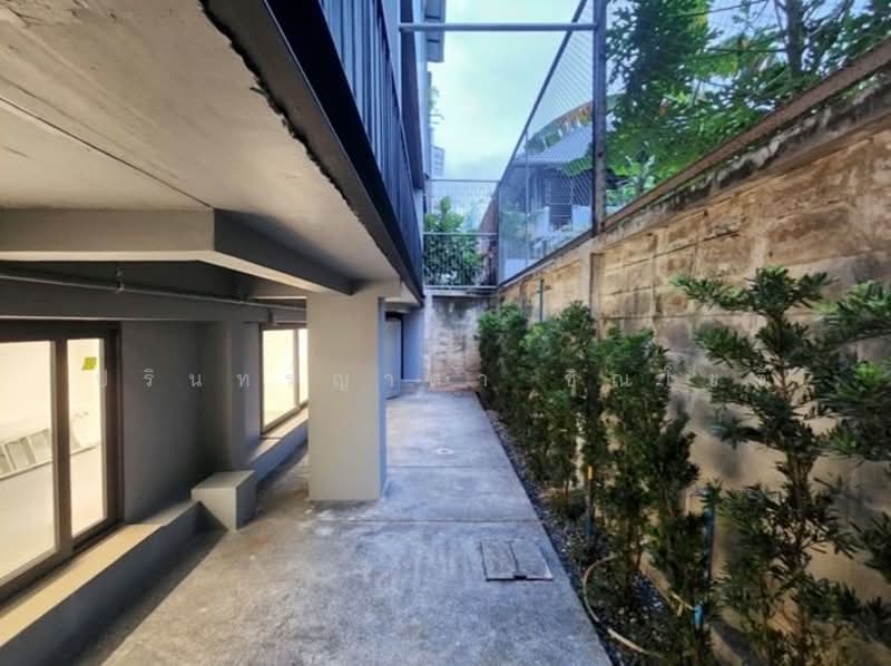 Home Office Ratchada-Ladprao, Bangkok, Chan Kasem, Chatuchak, Bangkok, 3 Bedrooms, 300 sqm, Townhouse For Rent, by ปรินทร์ญาดา ชิณโชติ, 500152147 - DDproperty.com