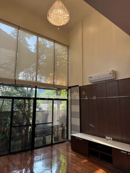 Baan Sasida, Bangkok, 19/1 Sukhumvit, Khong Tan, Khlong Toei, Bangkok, 3 Bedrooms, 220 sqm, Apartment For Rent, by Pavana Sirikogar, 500152219 - DDproperty.com