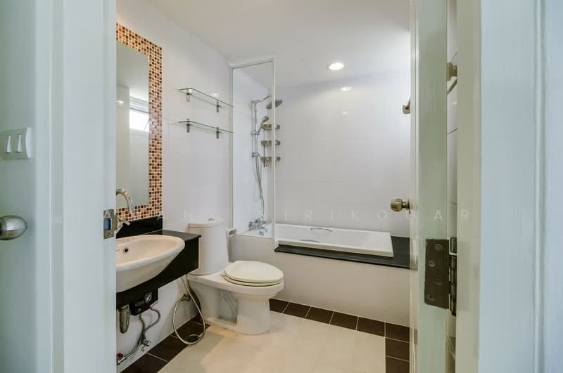 The Link Sukhumvit 64, Bangkok, Soi Sukhumvit 64 Sukhumvit Road, Bang Chak, Phra Khanong, Bangkok, 2 Bedrooms, 72 sqm, Condo For Rent, by Pavana Sirikogar, 500152310 - DDproperty.com