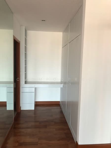 Sathorn Gardens, Bangkok, 39 South Sathorn Road, Thung Maha Mek, Sathon, Bangkok, 3 Bedrooms, 200 sqm, Condo For Rent, by Chompoopraow Jarernchaimondtree, 500152343 - DDproperty.com