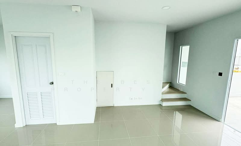 Modi Villa Ladkrabang-Suvarnabhumi, Chachoengsao, Luang Phaeng Road, Khlong Luang Phaeng, Muang Chachoengsao, Chachoengsao, 3 Bedrooms, 100 sqm, Townhouse For Sale, by The Best Property บีน, 500152369 - DDproperty.com