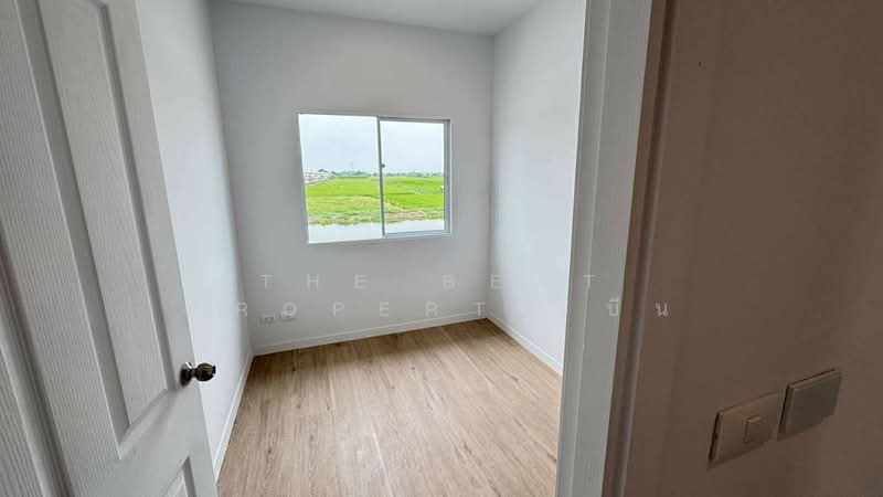 Modi Villa Ladkrabang-Suvarnabhumi, Chachoengsao, Luang Phaeng Road, Khlong Luang Phaeng, Muang Chachoengsao, Chachoengsao, 3 Bedrooms, 100 sqm, Townhouse For Sale, by The Best Property บีน, 500152369 - DDproperty.com