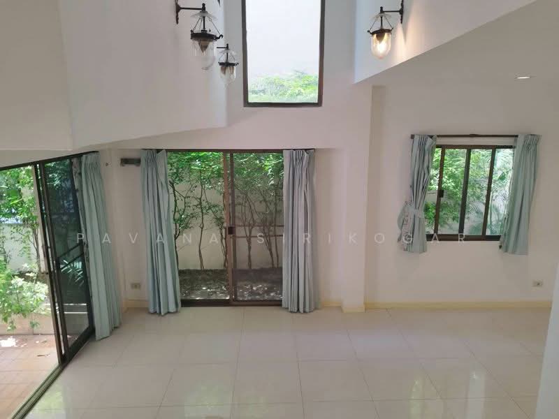 4-BR House, Bangkok, Khlong Tan Nua, Watthana, Bangkok, 4 Bedrooms, 282 sqm, Single Detached House For Rent, by Pavana Sirikogar, 500152424 - DDproperty.com
