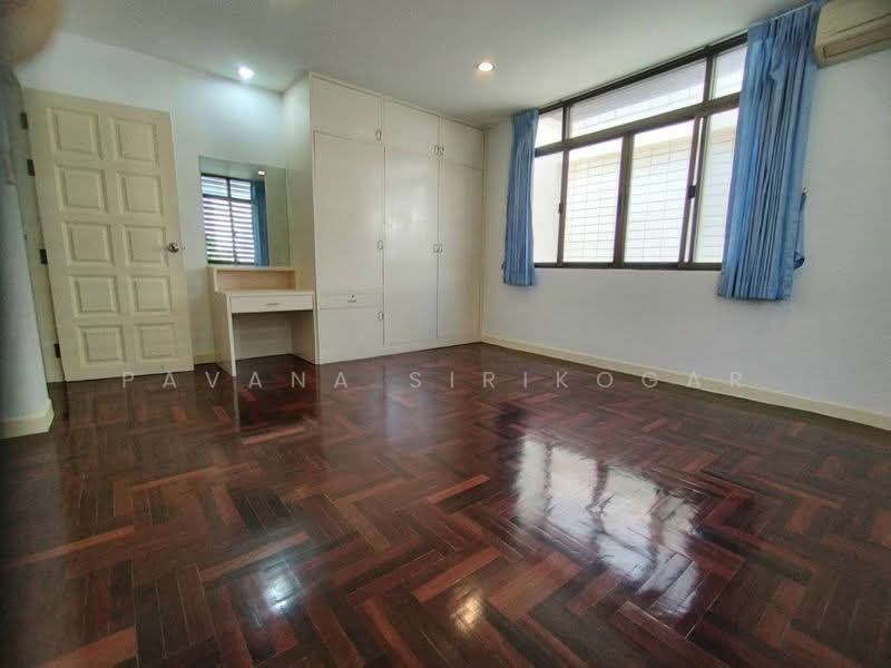 4-BR House, Bangkok, Khlong Tan Nua, Watthana, Bangkok, 4 Bedrooms, 282 sqm, Single Detached House For Rent, by Pavana Sirikogar, 500152424 - DDproperty.com