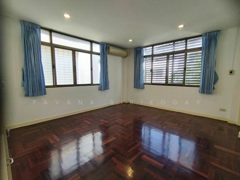 4-BR House, Bangkok, Khlong Tan Nua, Watthana, Bangkok, 4 Bedrooms, 282 sqm, Single Detached House For Rent, by Pavana Sirikogar, 500152424 - DDproperty.com