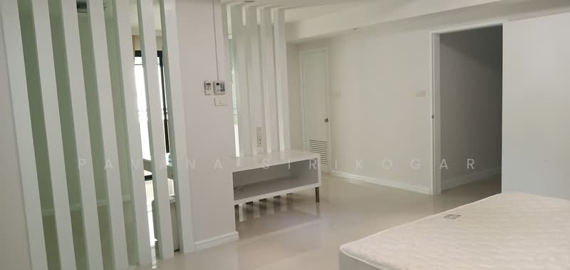 Cosmo Villa, Bangkok, 33 ซอยสุขุมวิท 12 ถนนสุขุมวิท แขวง/เขตคลองเตย กทม., Khlong Toei, Khlong Toei, Bangkok, 3 Bedrooms, 250 sqm, Apartment For Rent, by Pavana Sirikogar, 500152453 - DDproperty.com