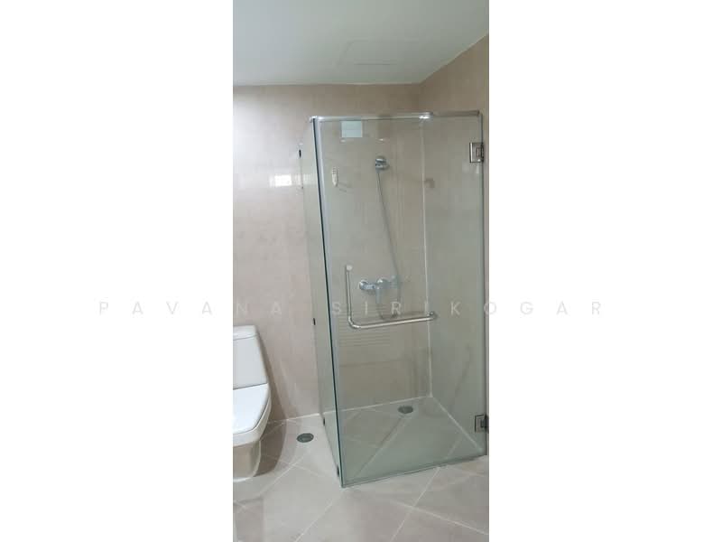 Cosmo Villa, Bangkok, 33 ซอยสุขุมวิท 12 ถนนสุขุมวิท แขวง/เขตคลองเตย กทม., Khlong Toei, Khlong Toei, Bangkok, 3 Bedrooms, 250 sqm, Apartment For Rent, by Pavana Sirikogar, 500152453 - DDproperty.com