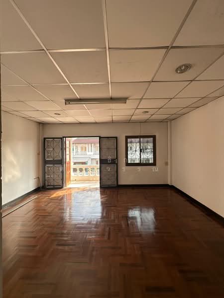 ซอยจรัญสนิทวงศ์75 แยก 5, Bangkok, Bang Phlat, Bang Phlat, Bangkok, 4 Bedrooms, 170 sqm, Townhouse For Sale, by นันธิกา ศรีสุวรรณ, 500152516 - DDproperty.com