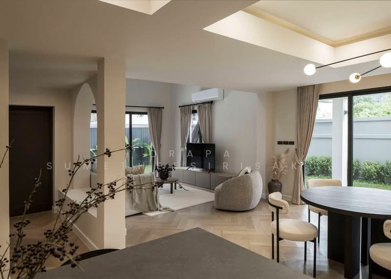 บ้าน 3-ห้องนอน, กรุงเทพ, พระโขนงเหนือ, วัฒนา, กรุงเทพ, 350 ตร.ม., บ้านเดี่ยว ขาย, โดย Orapa Sumetheesirisakul, 500152519 - DDproperty.com