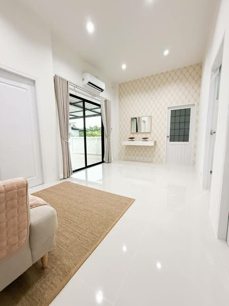 U Home, Chon Buri (Pattaya), Map Pong, Phan Thong, Chon Buri (Pattaya), 3 Bedrooms, 208 sqm, Single Detached House For Sale, by คุณ วิญากร, 500152556 - DDproperty.com