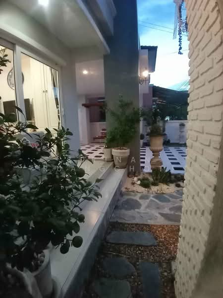 3-BR House, Bangkok, Bang Chun, Khlong Sam Wa, Bangkok, 3 Bedrooms, 204 sqm, Single Detached House For Sale, by Sirinan Ruangchoti, 500152576 - DDproperty.com