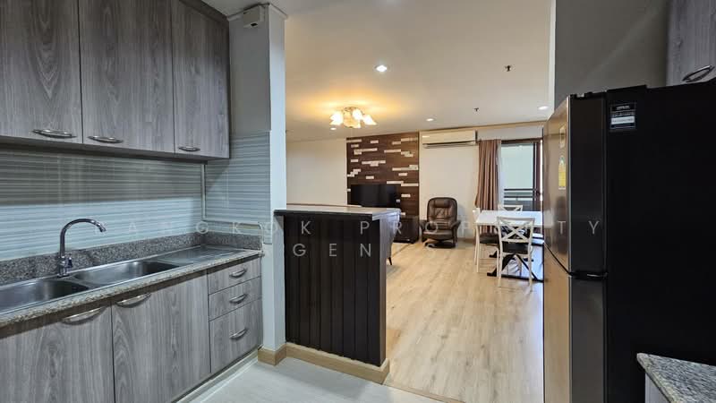 Baan Suanpetch, Bangkok, 18 Soi Sukhumvit 39, Khlong Tan Nua, Watthana, Bangkok, 2 Bedrooms, 150 sqm, Condo For Rent, by BANGKOK PROPERTY AGENTS, 500152653 - DDproperty.com