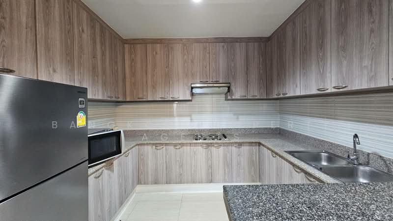 Baan Suanpetch, Bangkok, 18 Soi Sukhumvit 39, Khlong Tan Nua, Watthana, Bangkok, 2 Bedrooms, 150 sqm, Condo For Rent, by BANGKOK PROPERTY AGENTS, 500152653 - DDproperty.com