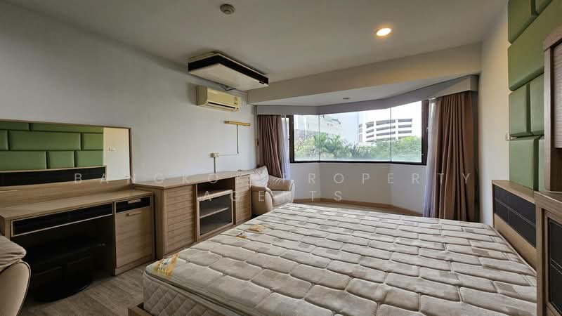 Baan Suanpetch, Bangkok, 18 Soi Sukhumvit 39, Khlong Tan Nua, Watthana, Bangkok, 2 Bedrooms, 150 sqm, Condo For Rent, by BANGKOK PROPERTY AGENTS, 500152653 - DDproperty.com