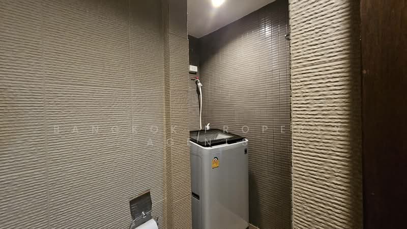 Baan Suanpetch, Bangkok, 18 Soi Sukhumvit 39, Khlong Tan Nua, Watthana, Bangkok, 2 Bedrooms, 150 sqm, Condo For Rent, by BANGKOK PROPERTY AGENTS, 500152653 - DDproperty.com