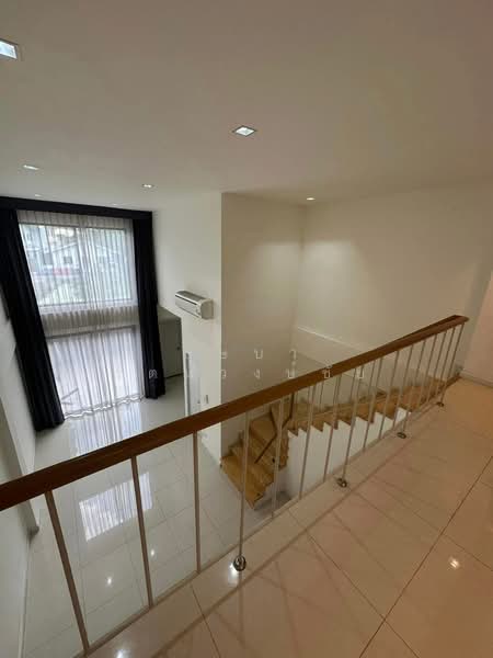 Y Residence Sukhumvit 113, Samut Prakan, Sukhumvit 113 Road (Soi Dan Samrong 42/1), Samrong Nua, Muang Samut Prakarn, Samut Prakan, 4 Bedrooms, 220 sqm, Townhouse For Rent, by บุษบา รัตนวงษ์ชัย, 500152677 - DDproperty.com