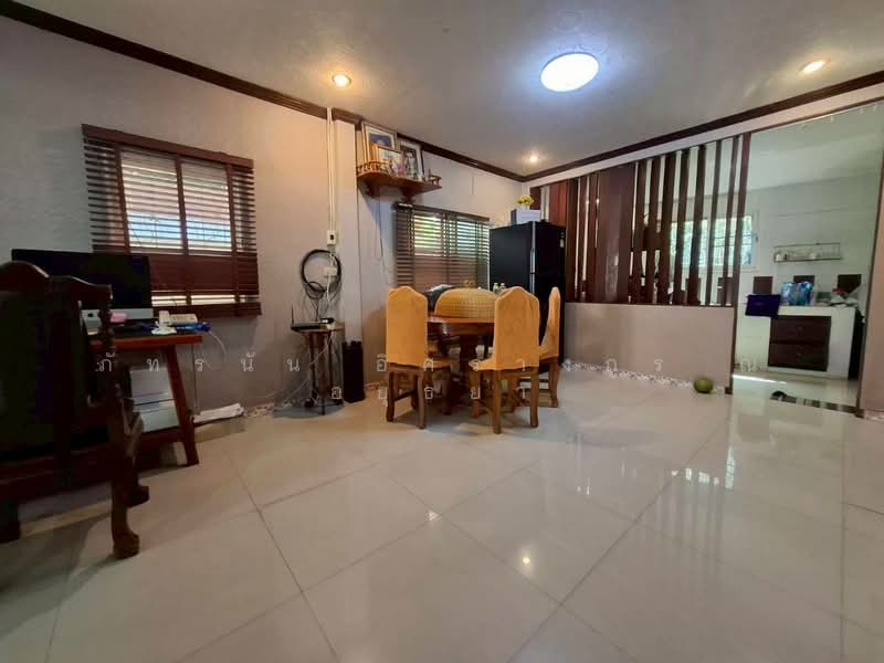 บ้านเดี่ยว 2 ชั้น ซอยจุรินทร์จัดสรร 3 ถนนบางกรวย-ไทรน้อย ตำบลบางรักพัฒนา อำเภอบางบัวทอง จังหวัดนนทบุ, Nonthaburi, Bang Rak Pattana, Bang Bua Thong, Nonthaburi, 5 Bedrooms, 184 sqm, Single Detached House For Sale, by ภัทรนัน อิศรางกูร ณ อยุธยา, 500152682 - DDproperty.com