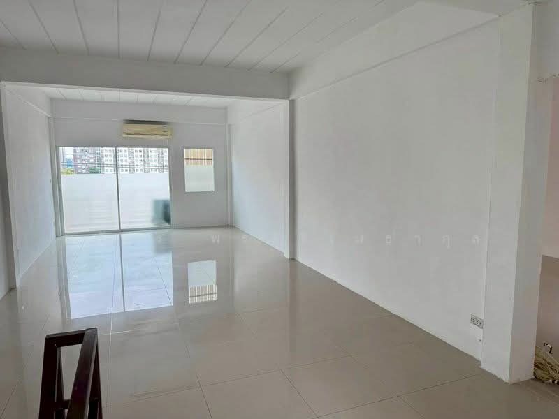 ลาดกระบัง, Bangkok, Lat Krabang, Lat Krabang, Bangkok, , 368 sqm, Shophouse For Rent, by ณภัทร พรสิริเมธากุล, 500152691 - DDproperty.com