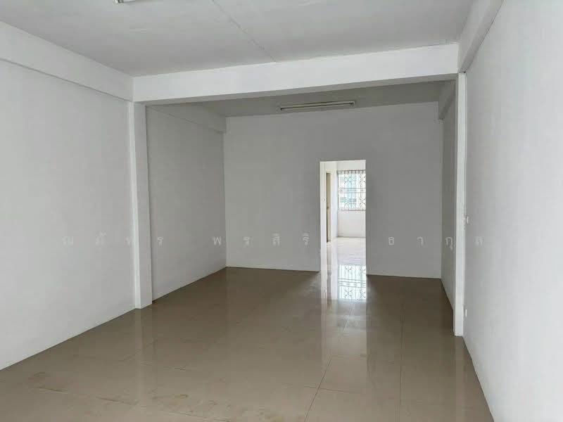 ลาดกระบัง, Bangkok, Lat Krabang, Lat Krabang, Bangkok, , 368 sqm, Shophouse For Rent, by ณภัทร พรสิริเมธากุล, 500152691 - DDproperty.com