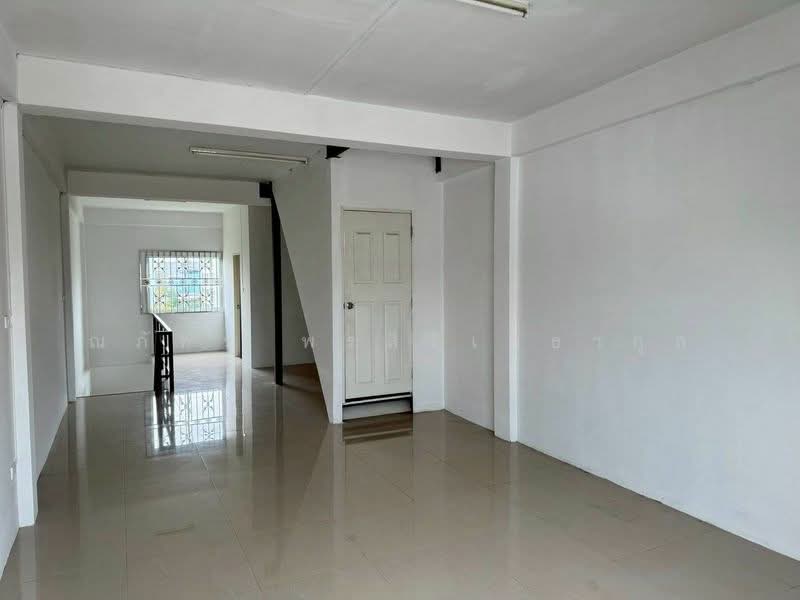 ลาดกระบัง, Bangkok, Lat Krabang, Lat Krabang, Bangkok, , 368 sqm, Shophouse For Rent, by ณภัทร พรสิริเมธากุล, 500152691 - DDproperty.com