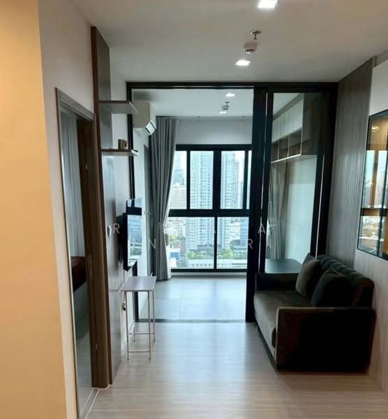Life Asoke Hype, Bangkok, 339 Chaturathit Rd, Makkasan, Ratchathewi, Bangkok, 1 Bedroom, 40 sqm, Condo For Rent, by Rojjana Jindasri, 500152698 - DDproperty.com