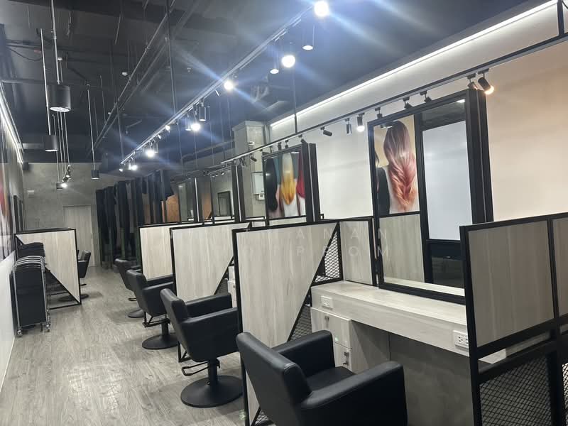 ห้อง 300A ชั้น 3 ดองกิ มอลล์ ทองหล่อ, กรุงเทพ, คลองตันเหนือ, วัฒนา, กรุงเทพ, 91 ตร.ม., พื้นที่ขายของ ให้เช่า, โดย Natthanan Bhootprom, 500152716 - DDproperty.com