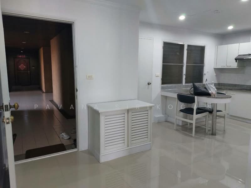 Asoke Towers, Bangkok, Sukhumvit 21 Road, Khlongtoei Nua, Watthana, Bangkok, 1 Bedroom, 78 sqm, Condo For Rent, by Pavana Sirikogar, 500152718 - DDproperty.com