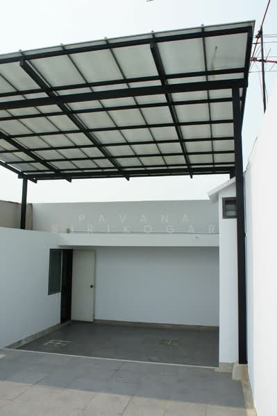 3-BR Townhouse, Bangkok, Bang Chak, Phra Khanong, Bangkok, 3 Bedrooms, 350 sqm, Townhouse For Rent, by Pavana Sirikogar, 500152738 - DDproperty.com