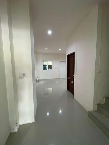 อาคารพานิชย์ ทำเลค้าขายติดถนนหลัก บ้านพรุ, Songkhla, Ban Phru, Hat Yai, Songkhla, 3 Bedrooms, 160 sqm, Townhouse For Sale, by ศุภกฤต ยืนยงสวัสดิ์, 500152763 - DDproperty.com