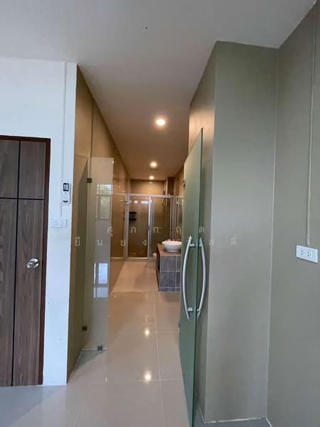 อาคารพานิชย์ ทำเลค้าขายติดถนนหลัก บ้านพรุ, สงขลา, บ้านพรุ, หาดใหญ่, สงขลา, 160 ตร.ม., ทาวน์เฮ้าส์ ขาย, โดย ศุภกฤต ยืนยงสวัสดิ์, 500152763 - DDproperty.com