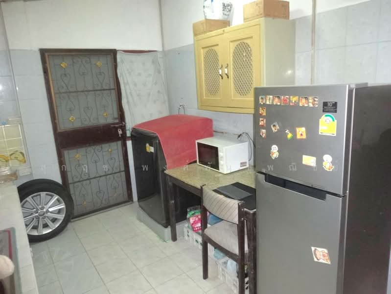 ขายทาวน์โฮม ขนาดใหญ่ หมู่บ้านสวนทิพย์ 4 สามพราน นครปฐม, นครปฐม, เพชรเกษม, อ้อมใหญ่, สามพราน, นครปฐม, 250 ตร.ม., ทาวน์เฮ้าส์ ขาย, โดย สุกฤช พงศ์พันธุ์พณิชย์, 500152773 - DDproperty.com