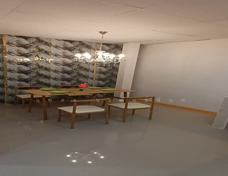 Moobaan Cho Rung Rueang 6, Nonthaburi, Bang Kruai - Sai Noi Road, Bang Rak Pattana, Bang Bua Thong, Nonthaburi, 4 Bedrooms, 132 sqm, Townhouse For Sale, by นพดล นวพันธ์พิมล, 500152787 - DDproperty.com