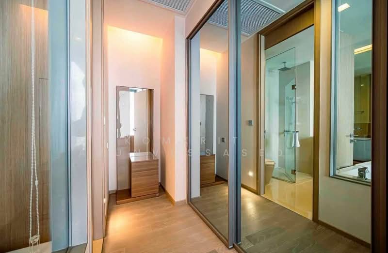 The Esse Asoke, Bangkok, 333 Soi Sukhumvit 21, Sukhumvit Road, Khlongtoei Nua, Watthana, Bangkok, 1 Bedroom, 49 sqm, Condo For Rent, by Komkrit  Arunvessased , 500152820 - DDproperty.com