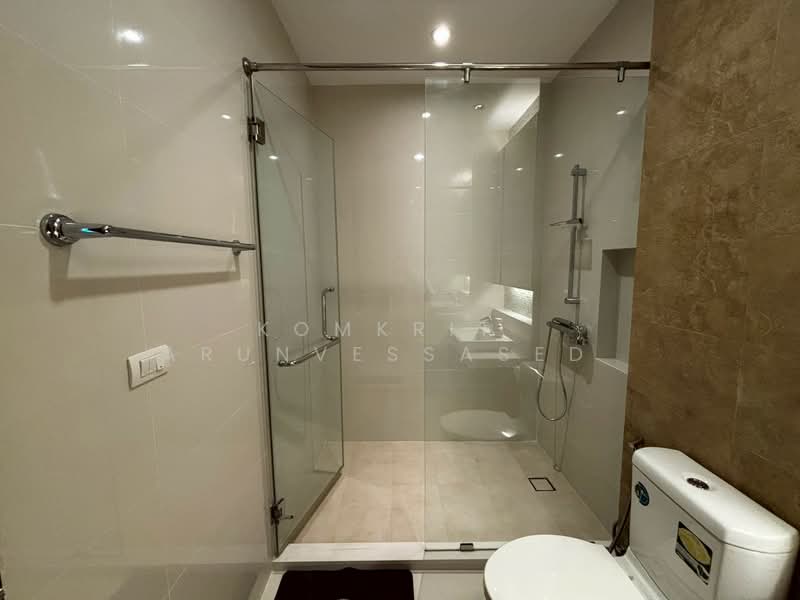 Bright Sukhumvit 24, Bangkok, Sukhumvit 24 Alley, Khong Tan, Khlong Toei, Bangkok, 2 Bedrooms, 91 sqm, Condo For Rent, by Komkrit  Arunvessased , 500152827 - DDproperty.com