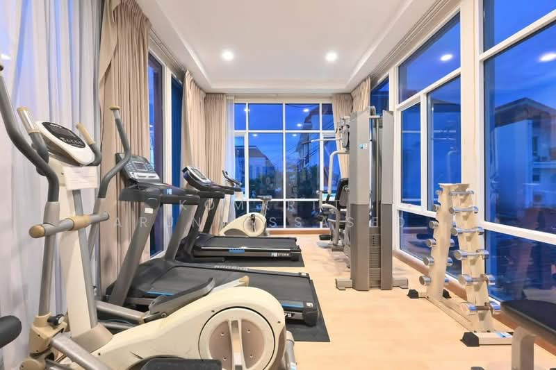 Baan Klang Muang Ratchada 36 : บ้านกลางเมือง รัชดา 36, กรุงเทพ, รัชดาภิเษก 36 แยก 9-3-6, จันทรเกษม, จตุจักร, กรุงเทพ, 410 ตร.ม., ทาวน์เฮ้าส์ ขาย, โดย Komkrit  Arunvessased , 500152850 - DDproperty.com