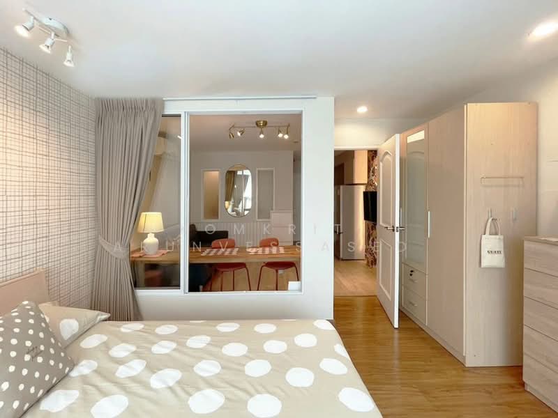 Surawong City Resort, Bangkok, Rama 4, Si Phraya, Bang Rak, Bangkok, 1 Bedroom, 35 sqm, Condo For Rent, by Komkrit  Arunvessased , 500152853 - DDproperty.com